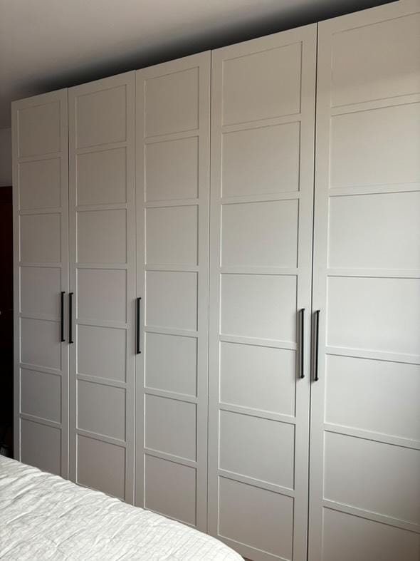 Renovar la casa con pintura: la forma más rápida, limpia y económica de transformar tu hogar 42 Renovar la casa con pintura: armario pintado en blanco