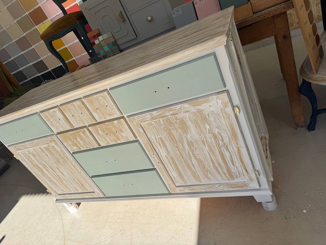 Mueble con efecto madera