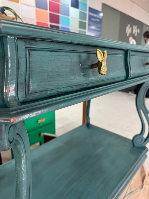 Pintar un mueble de recibidor: cómo transformarlo paso a paso