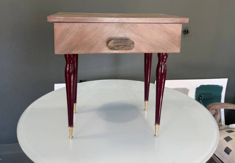 Cómo pintar sapeli: Guía para transformar el mueble más odiado sin perder su veta