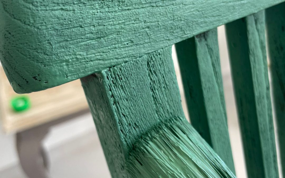 Como restaurar muebles de jardín