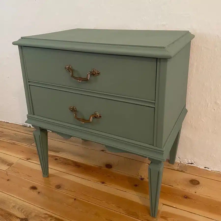 Mesita pintadaHumo Verde