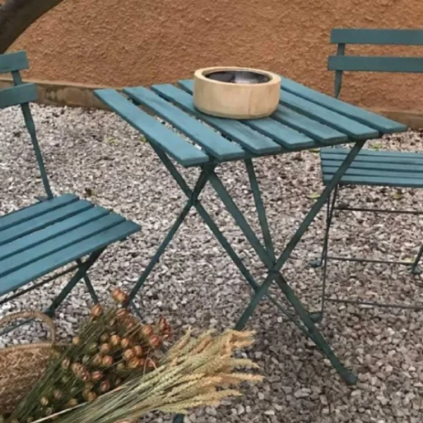 Pintar muebles por primera vez: cómo empezar sin miedo y con buenos resultados 11 Muebles de exterior pintados en color Baresse